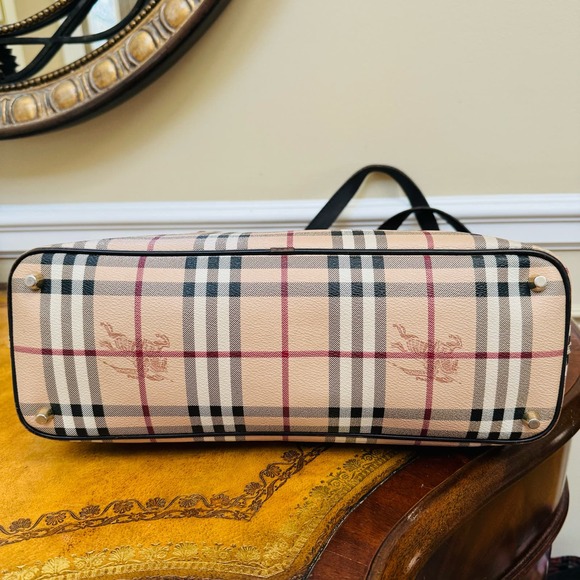 Burberry Regent Haymarket Check Tote Bag Made in Italy - Picture 5 of 16